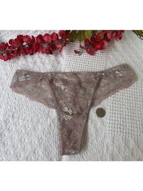VICTORIA'S SECRET L BODY BY VICTORIA MAUVE SILVER LACE STRING THONG PANTIES NWT